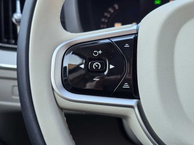 2026 Volvo XC60 Plug-In Hybrid Ultra