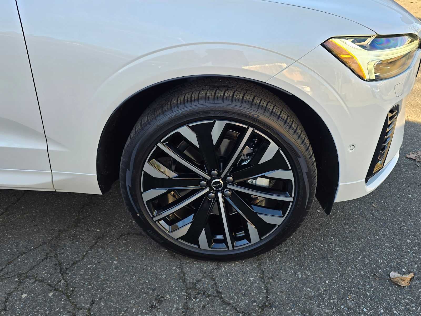 2026 Volvo XC60 Plug-In Hybrid Ultra