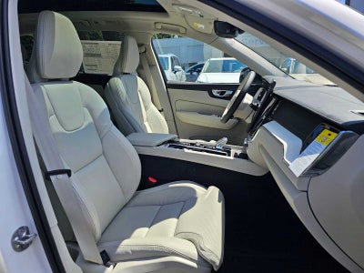 2026 Volvo XC60 Plug-In Hybrid Ultra