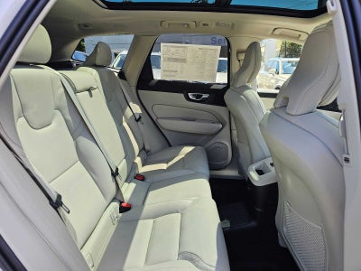 2026 Volvo XC60 Plug-In Hybrid Ultra