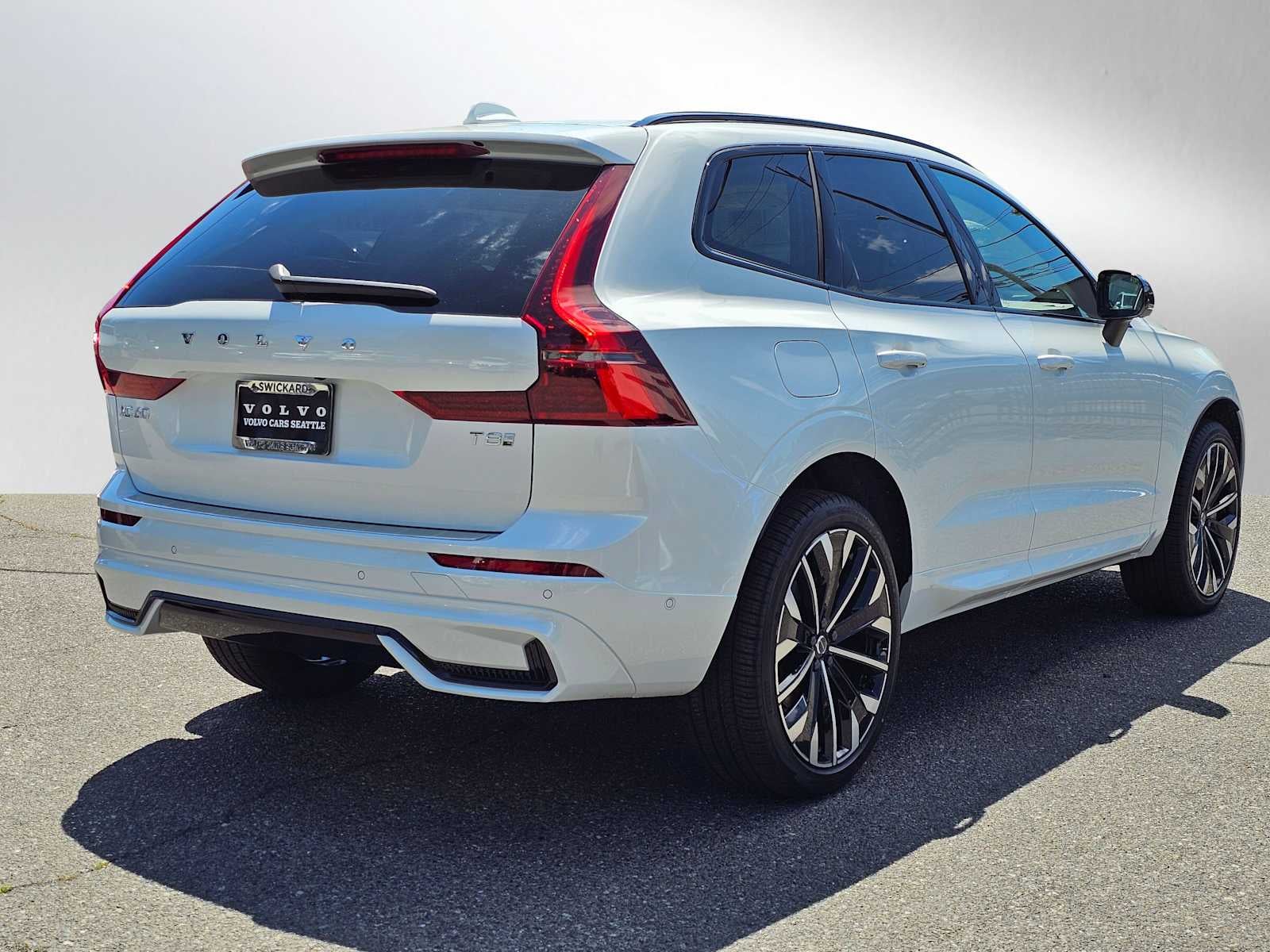 2026 Volvo XC60 Plug-In Hybrid Ultra