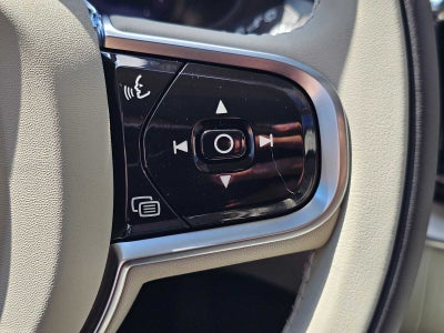 2026 Volvo XC60 Plug-In Hybrid Ultra