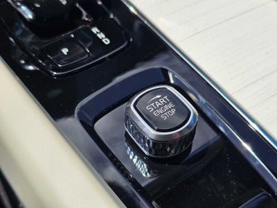 2026 Volvo XC60 Plug-In Hybrid Ultra