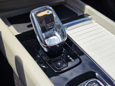 2026 Volvo XC60 Plug-In Hybrid Ultra