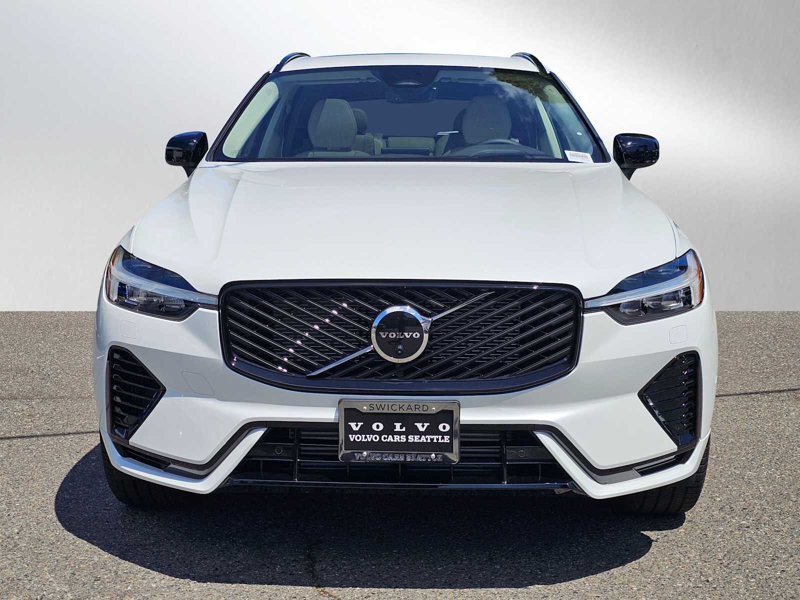 2026 Volvo XC60 Plug-In Hybrid Ultra