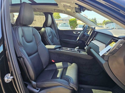 2026 Volvo XC60 Plug-In Hybrid Ultra