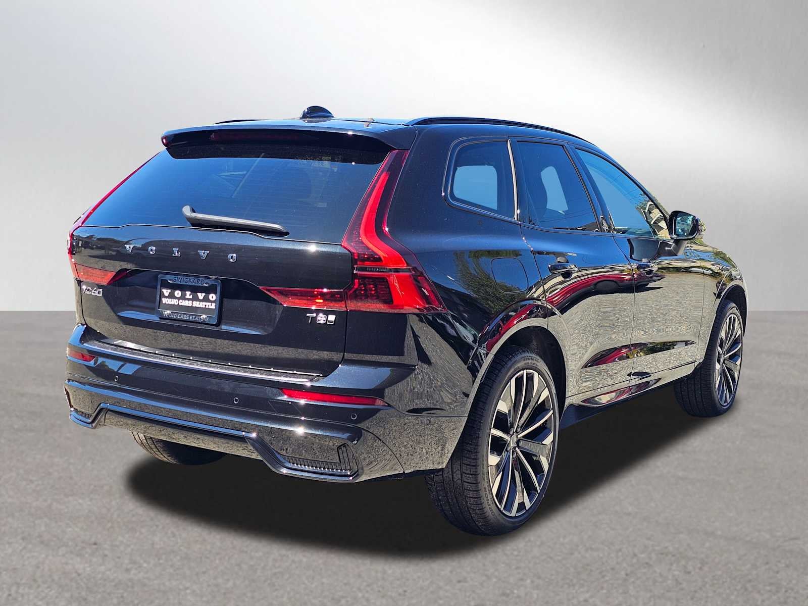 2026 Volvo XC60 Plug-In Hybrid Ultra