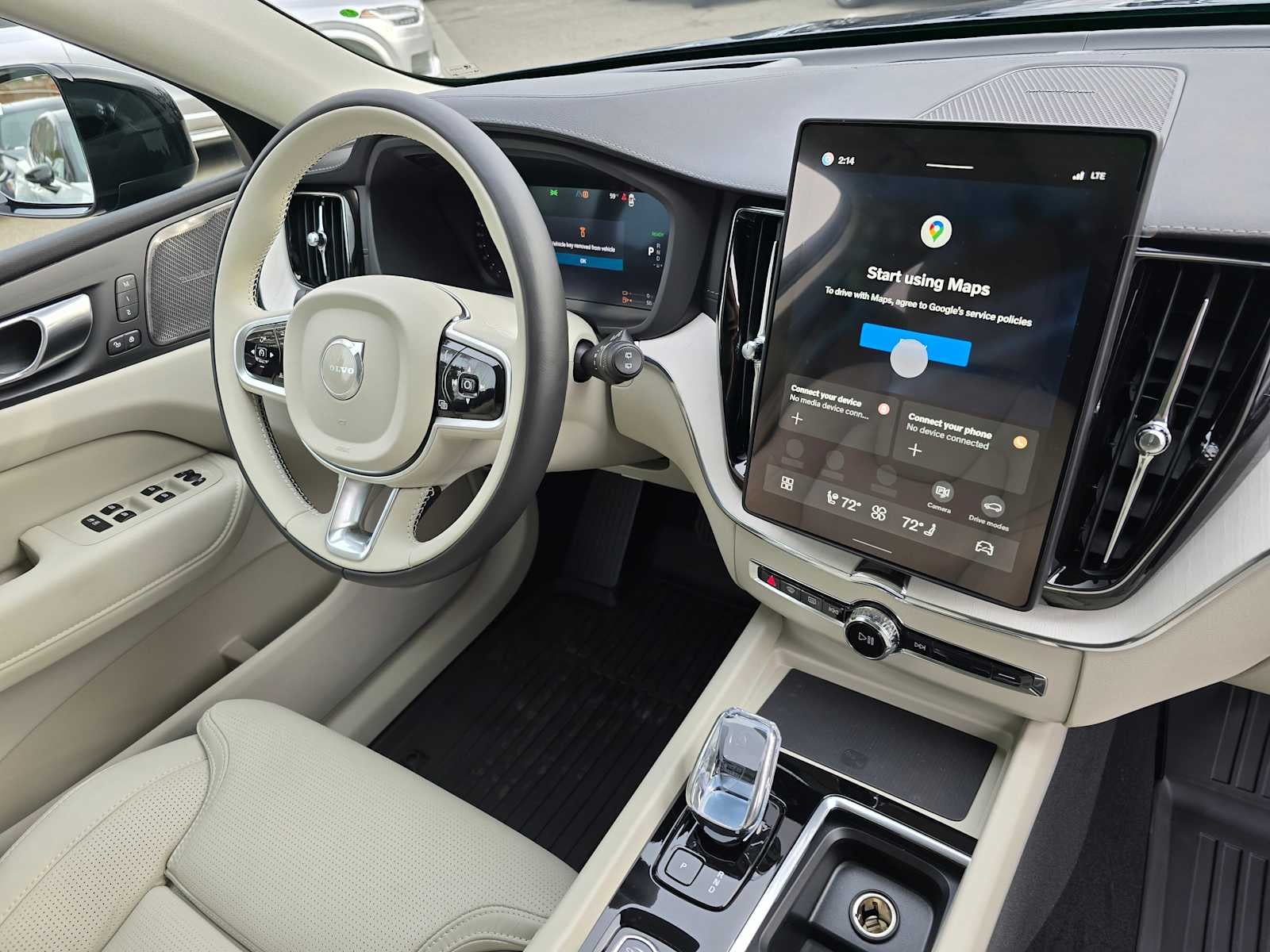 2026 Volvo XC60 Plug-In Hybrid Ultra