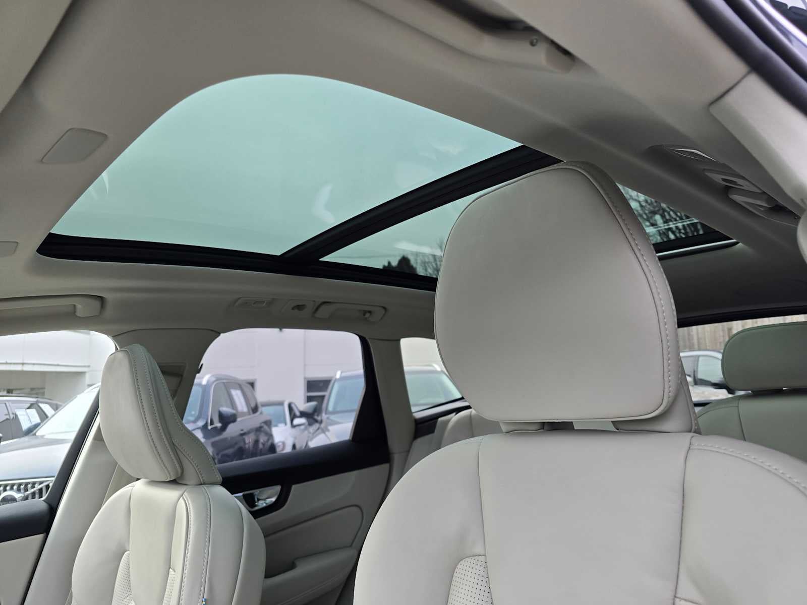 2026 Volvo XC60 Plug-In Hybrid Ultra