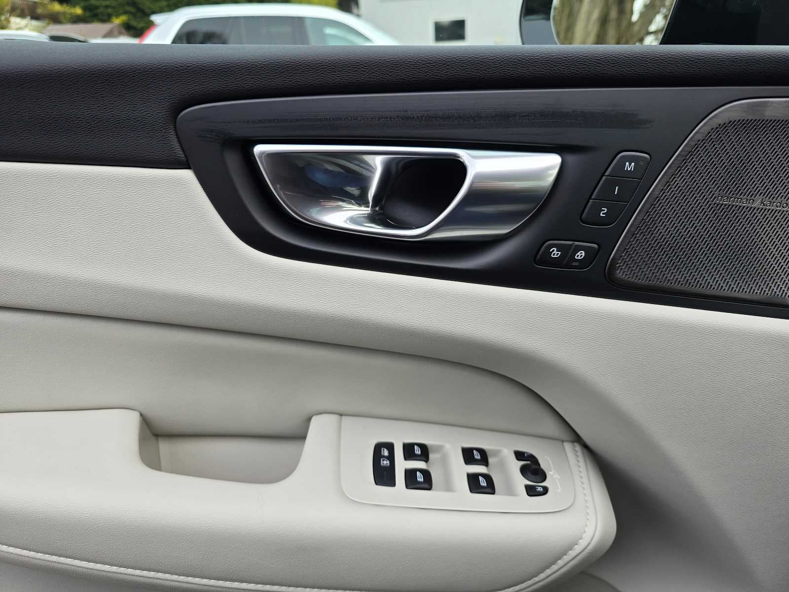 2026 Volvo XC60 Plug-In Hybrid Ultra