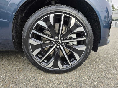 2026 Volvo XC60 Plug-In Hybrid Ultra