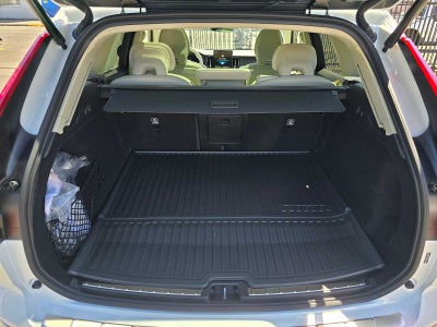2026 Volvo XC60 Plug-In Hybrid Ultra