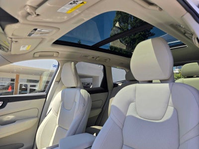 2026 Volvo XC60 Plug-In Hybrid Ultra