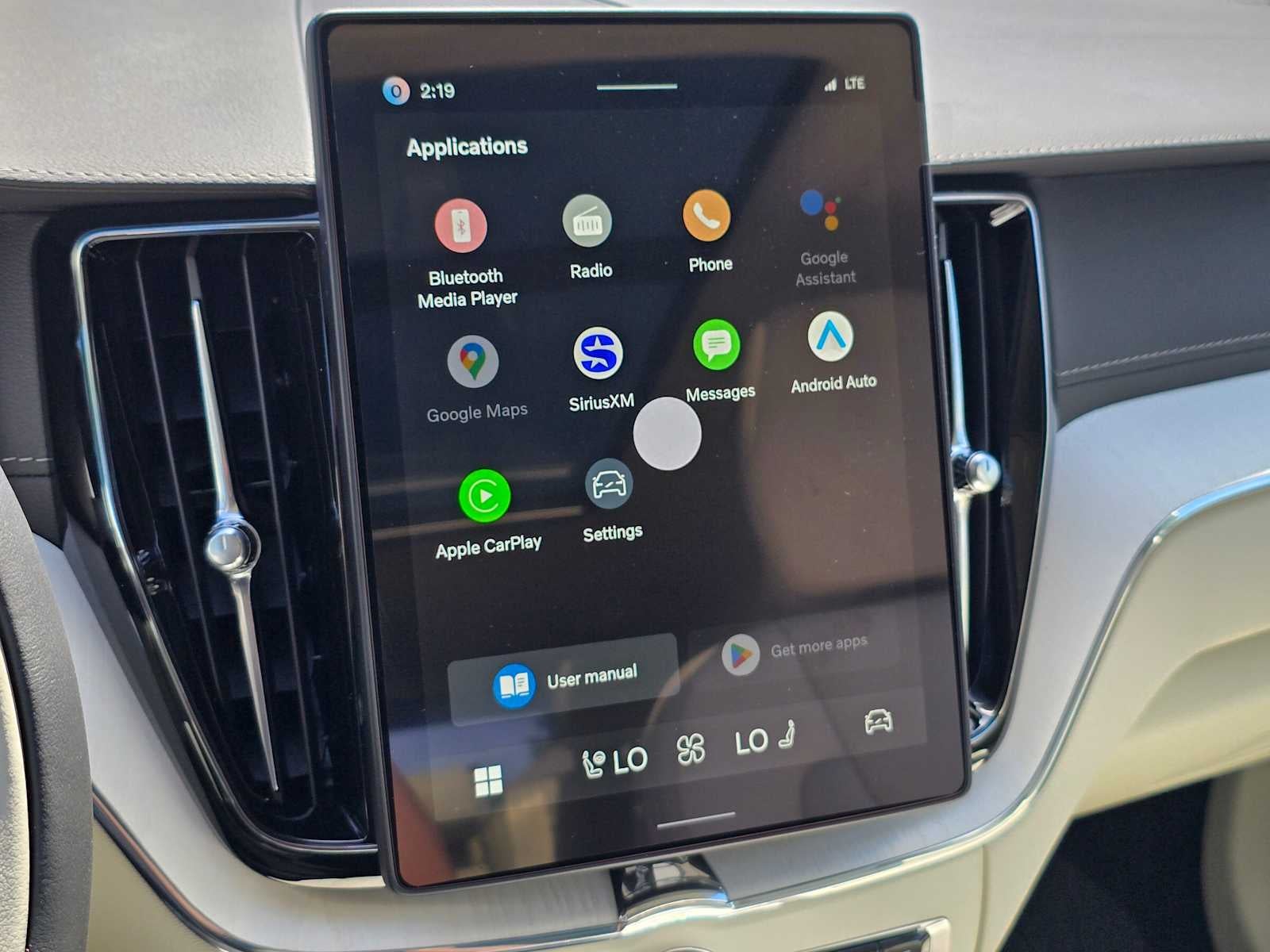 2026 Volvo XC60 Plug-In Hybrid Ultra