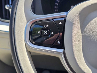 2026 Volvo XC60 Plug-In Hybrid Ultra