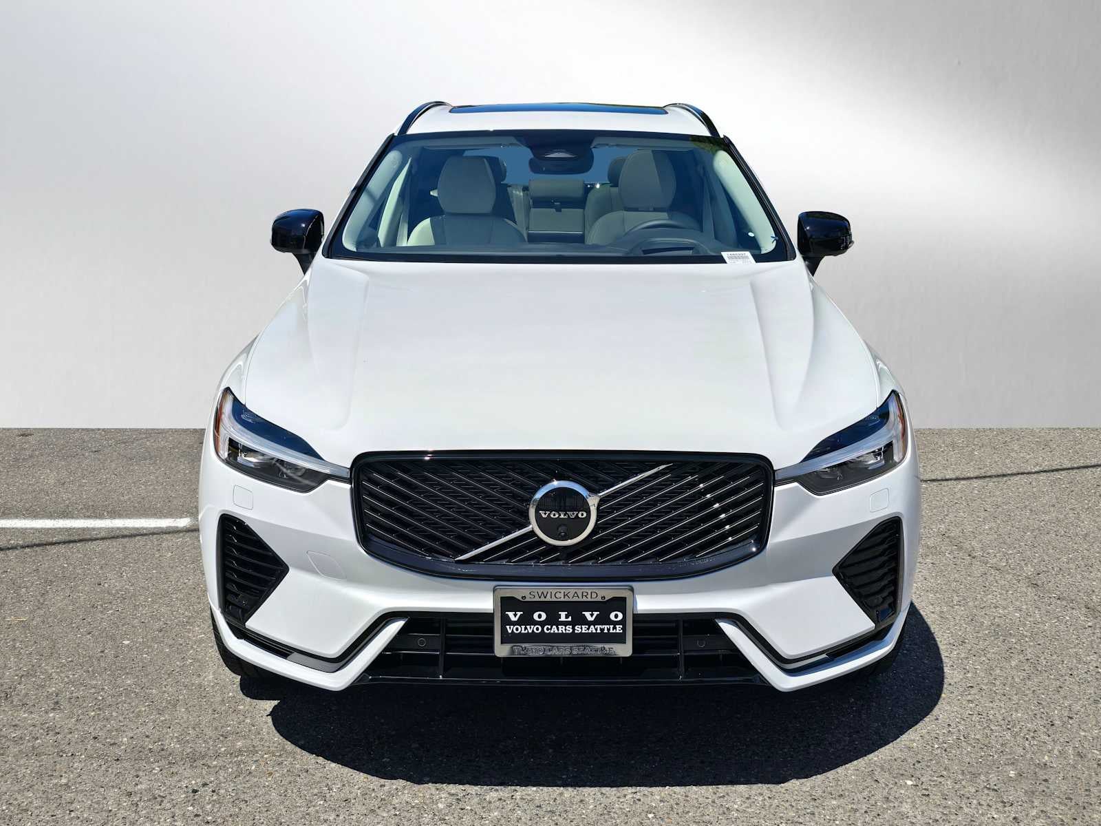 2026 Volvo XC60 Plug-In Hybrid Ultra