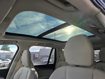 2023 Volvo XC90 Plus