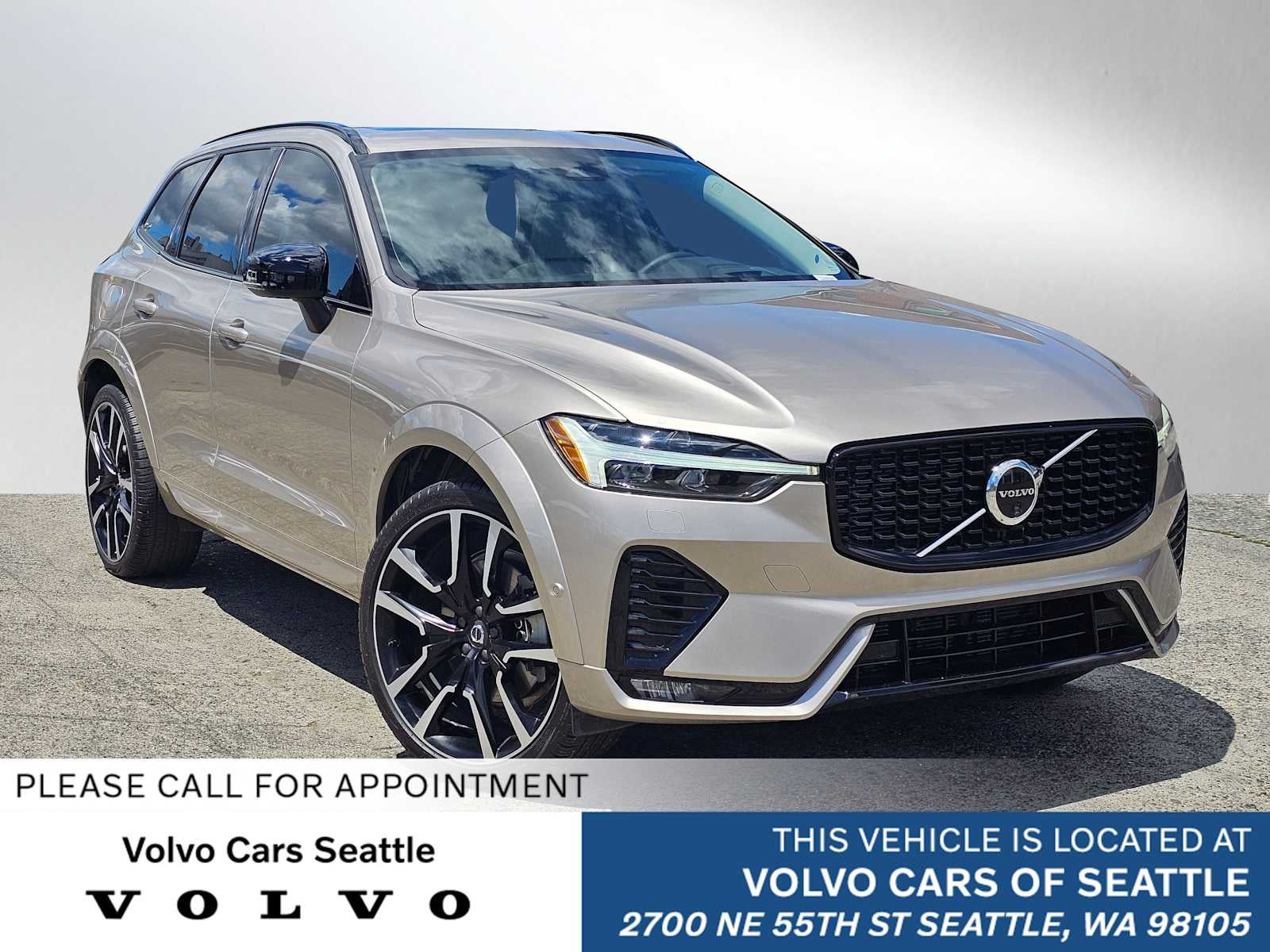 2024 Volvo XC60 Ultimate Dark Theme