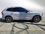 2023 Volvo XC60 Plus Dark Theme
