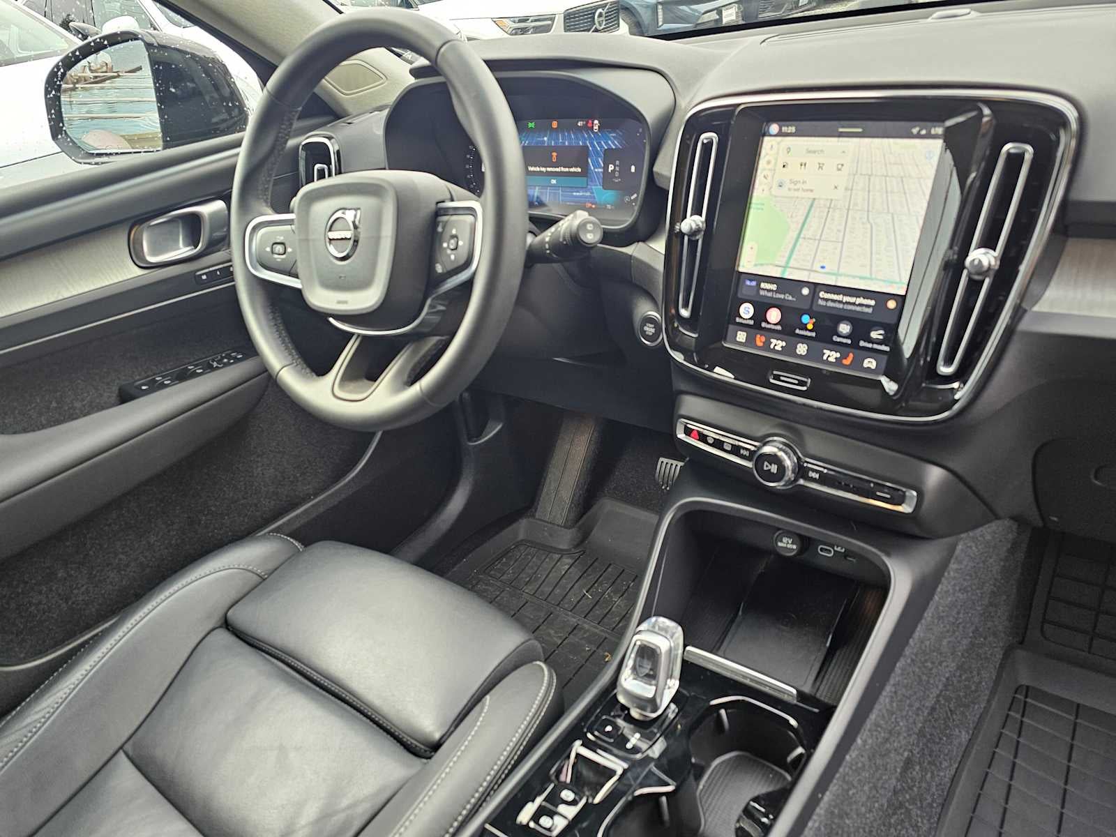 2025 Volvo XC40 Plus Dark Theme