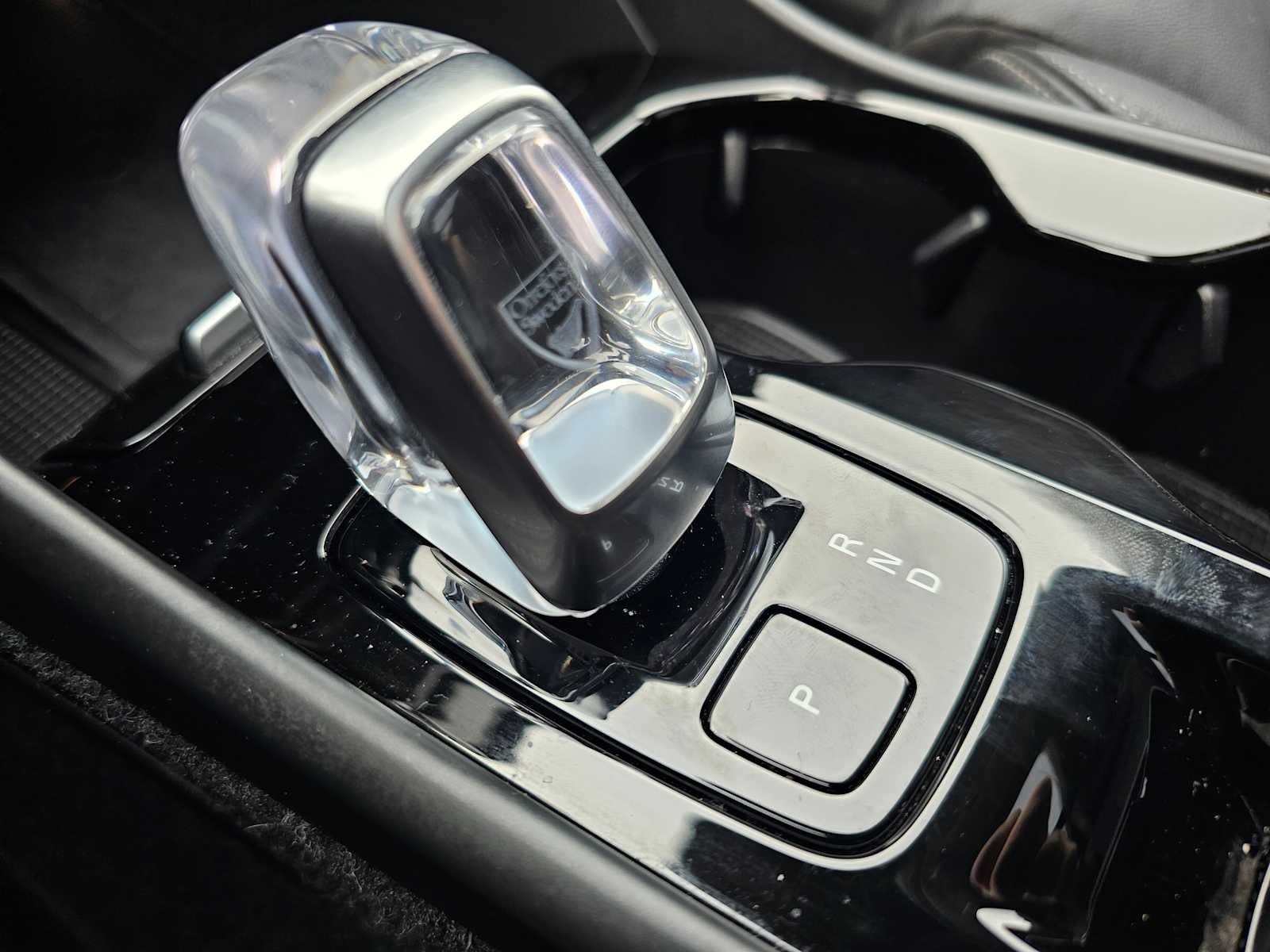 2025 Volvo XC40 Plus Dark Theme