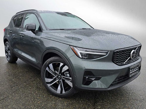 2026 Volvo XC40 Plus