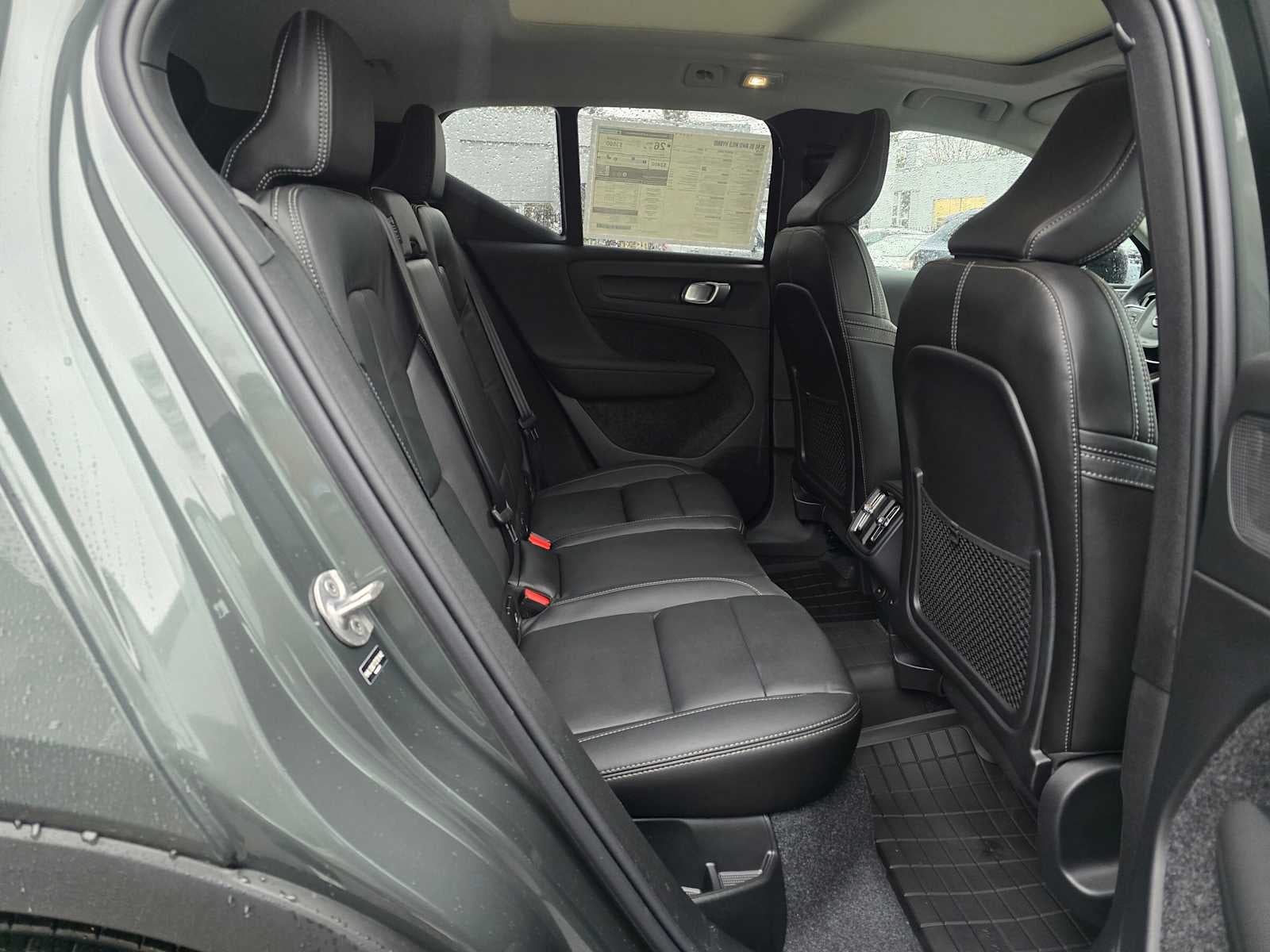 2026 Volvo XC40 Plus