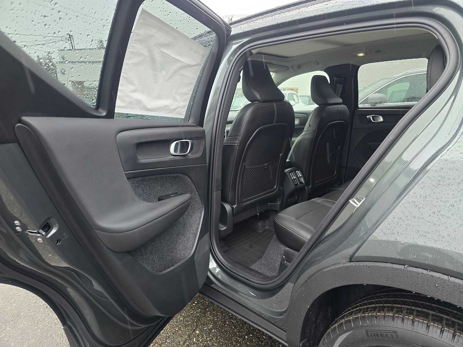 2026 Volvo XC40 Plus