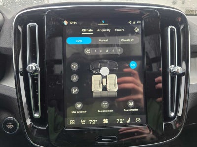 2026 Volvo XC40 Plus