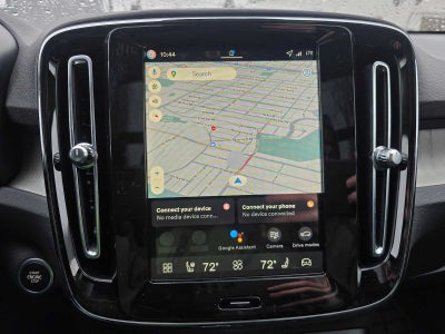 2026 Volvo XC40 Plus