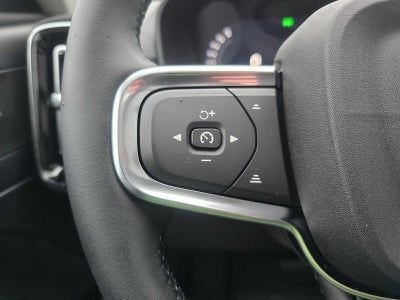2026 Volvo XC40 Plus