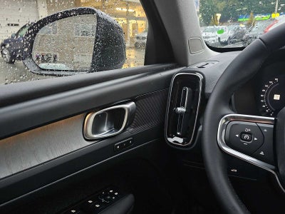 2026 Volvo XC40 Plus
