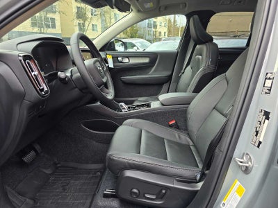 2026 Volvo XC40 Plus