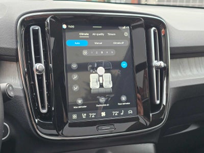 2026 Volvo XC40 Plus