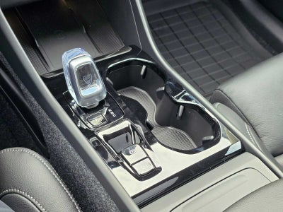 2026 Volvo XC40 Plus