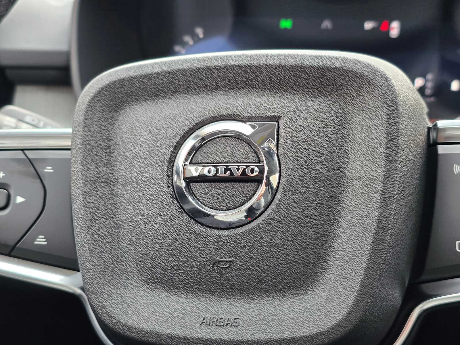 2026 Volvo XC40 Plus