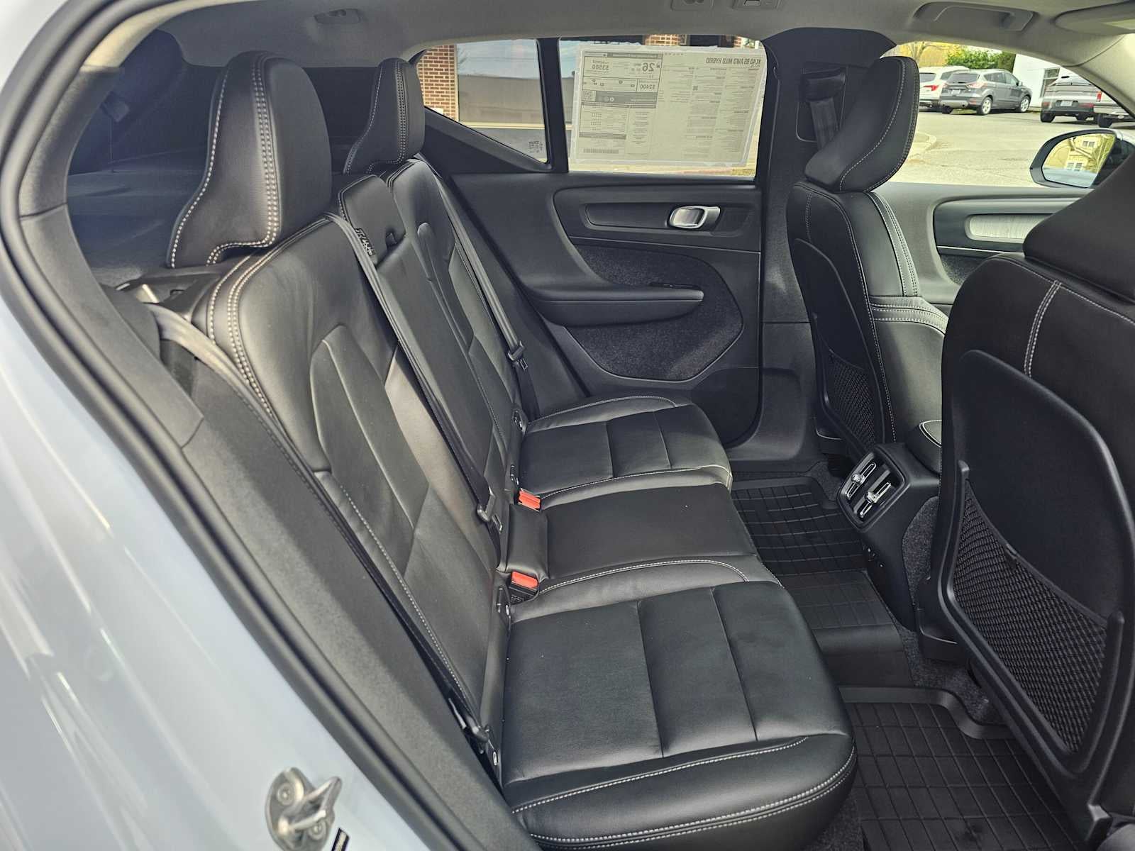 2026 Volvo XC40 Plus