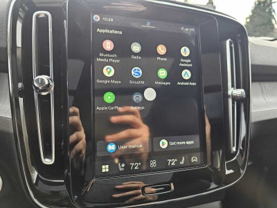 2026 Volvo XC40 Plus