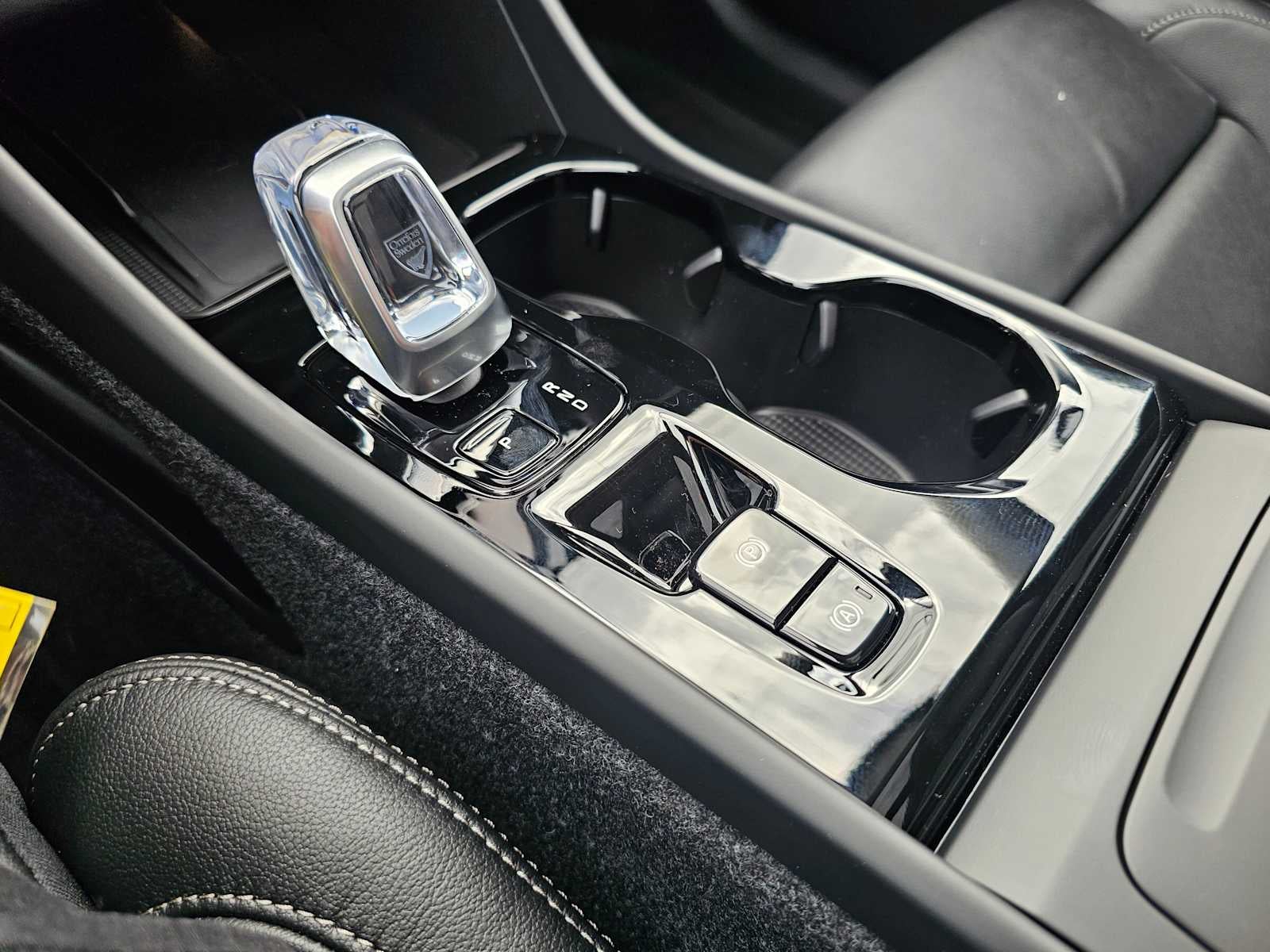 2026 Volvo XC40 Plus