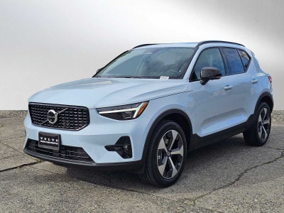 2026 Volvo XC40 Plus