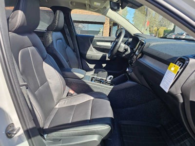 2026 Volvo XC40 Plus