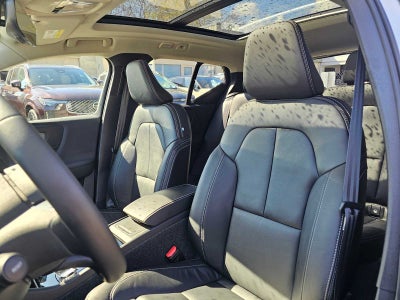 2026 Volvo XC40 Plus