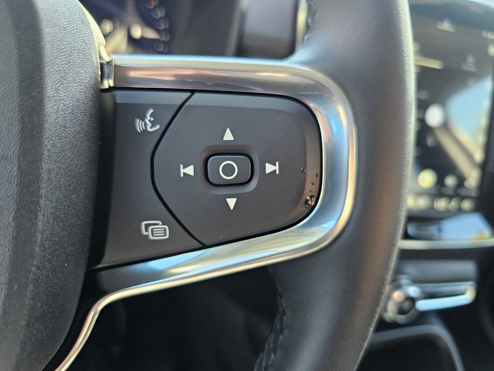 2026 Volvo XC40 Plus