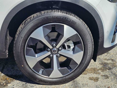 2026 Volvo XC40 Plus
