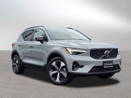 2026 Volvo XC40 Plus