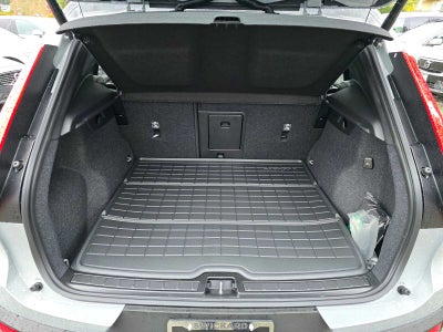 2026 Volvo XC40 Plus