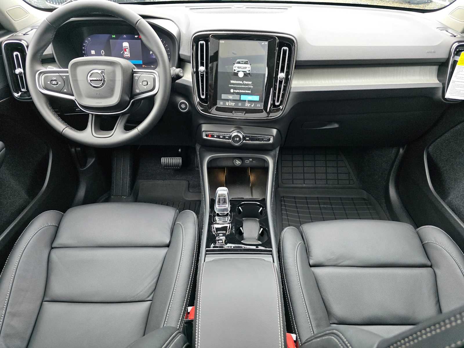 2026 Volvo XC40 Plus