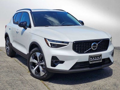 2026 Volvo XC40 Plus