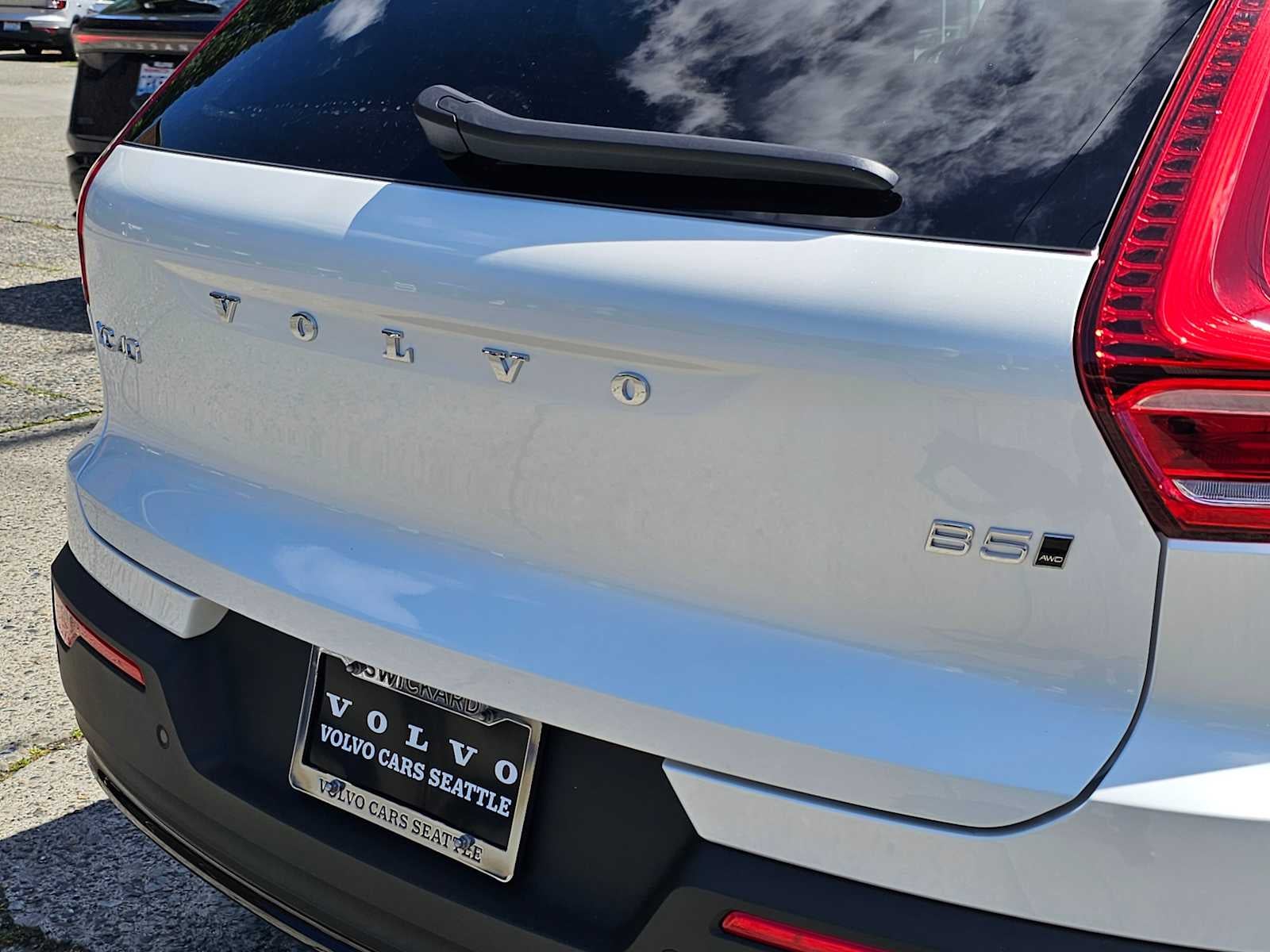 2026 Volvo XC40 Plus