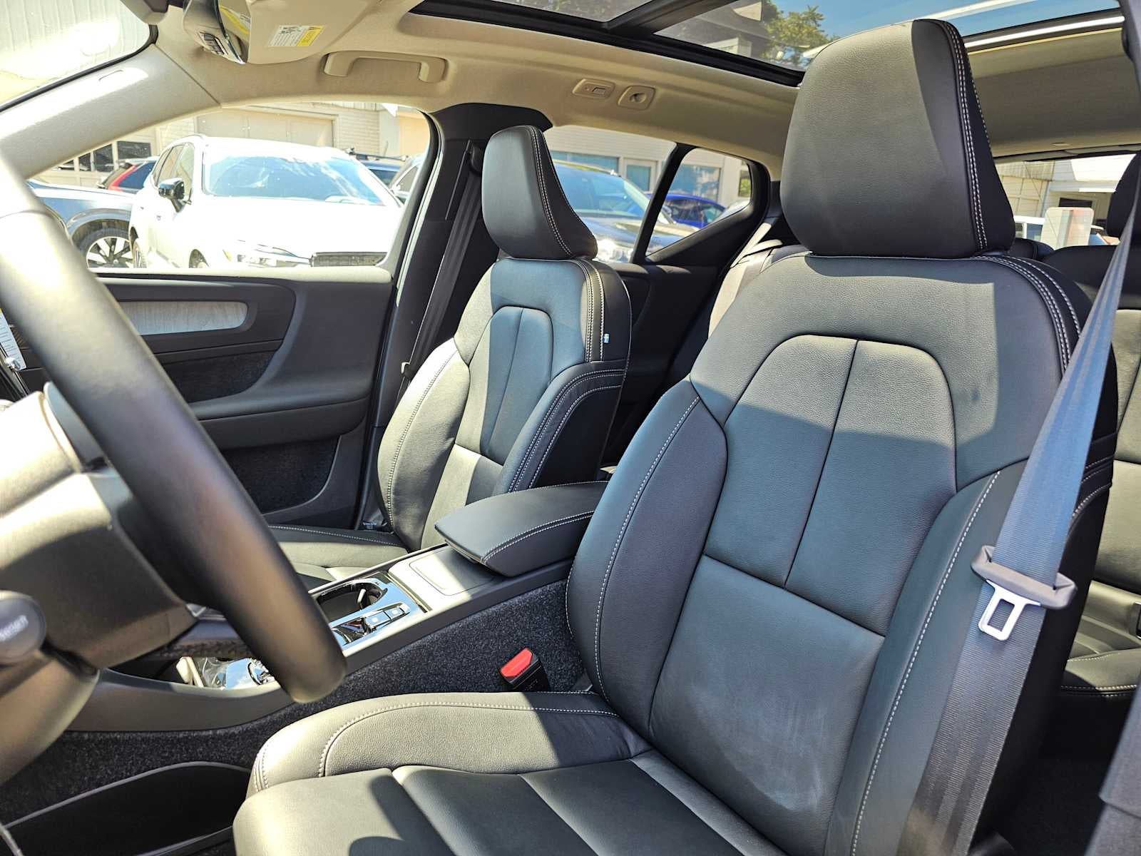 2026 Volvo XC40 Plus